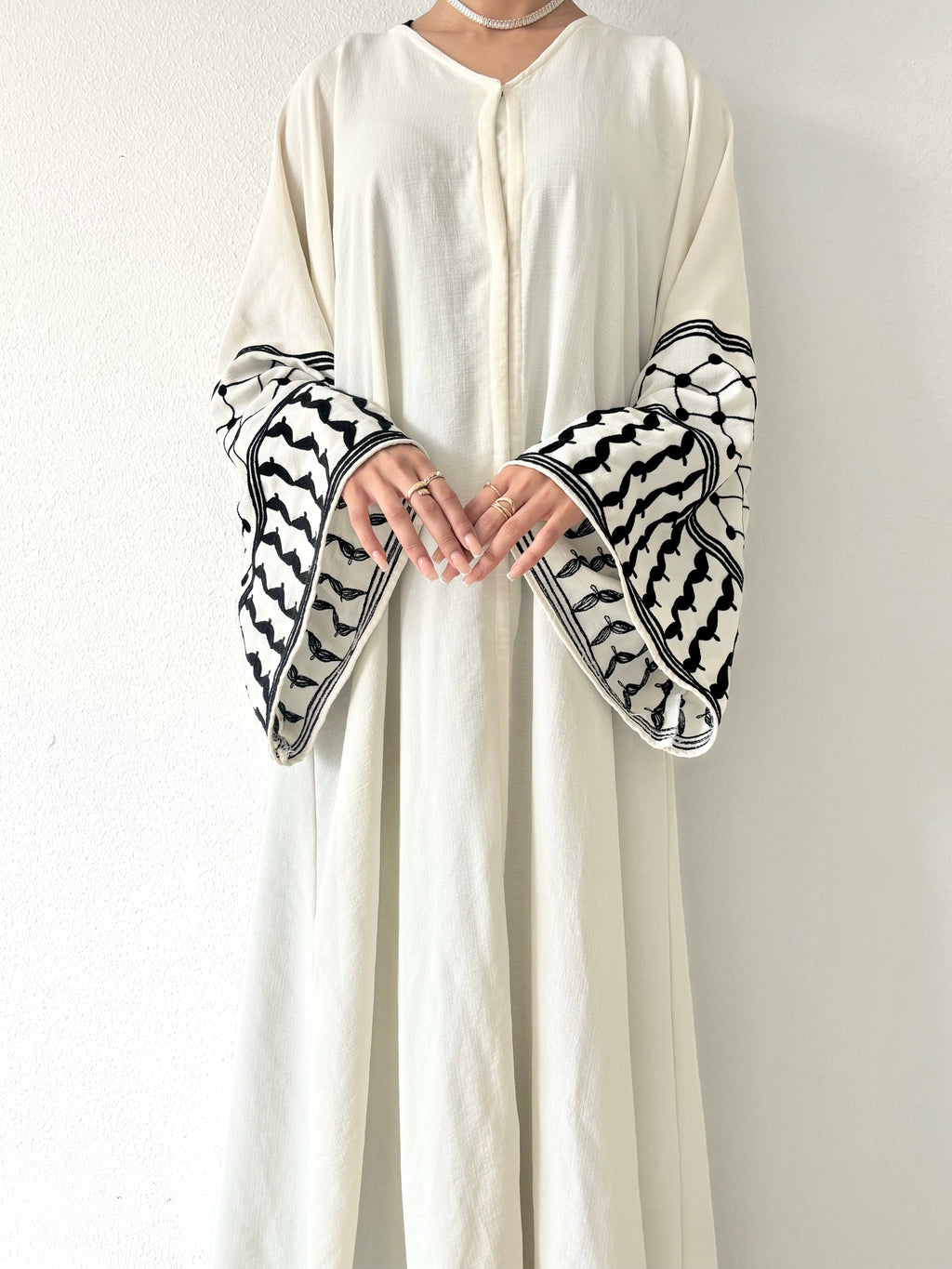 Kefiyyeh Inspired Abaya - White