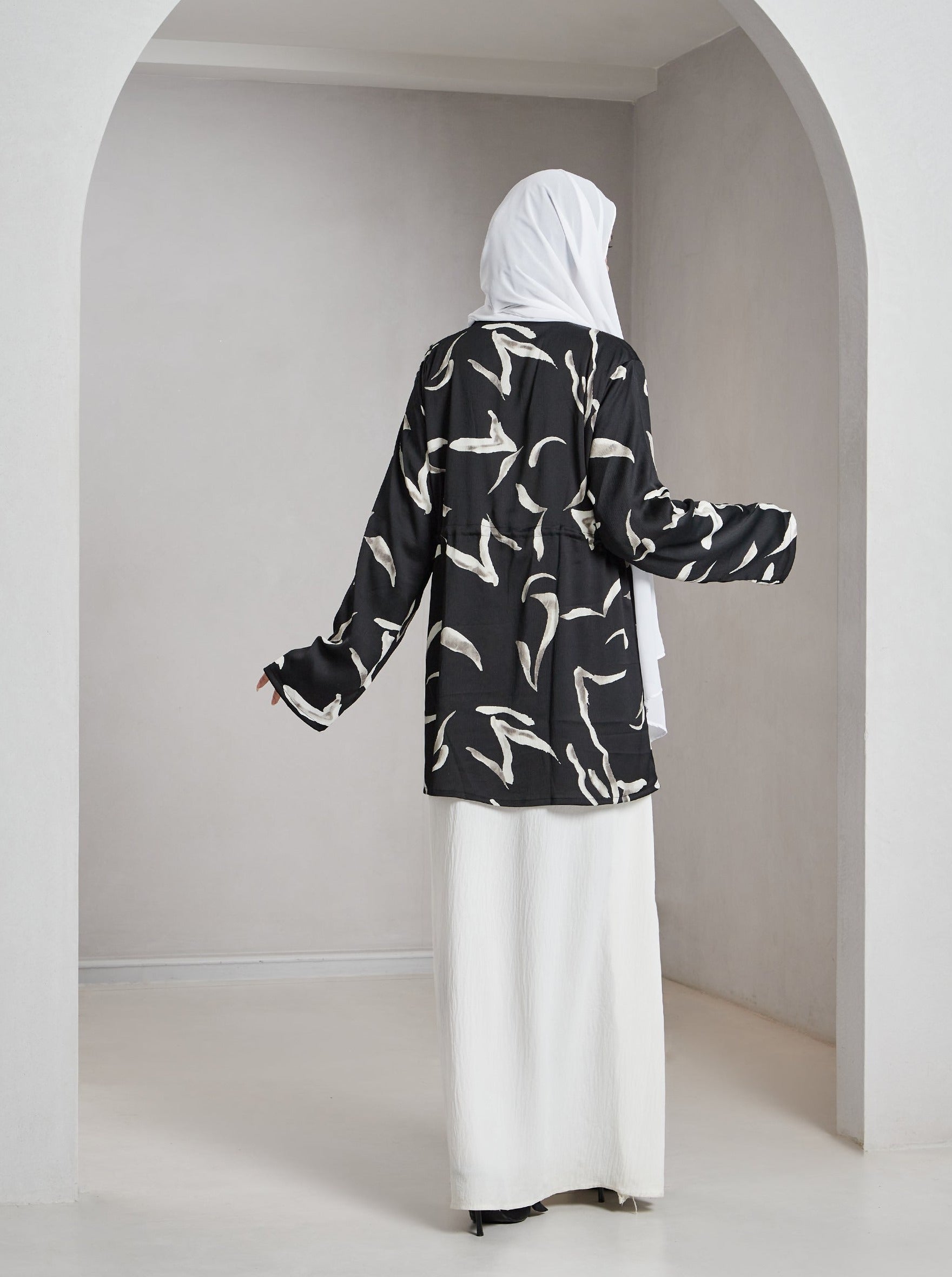Aliza Printed Jacket - Black